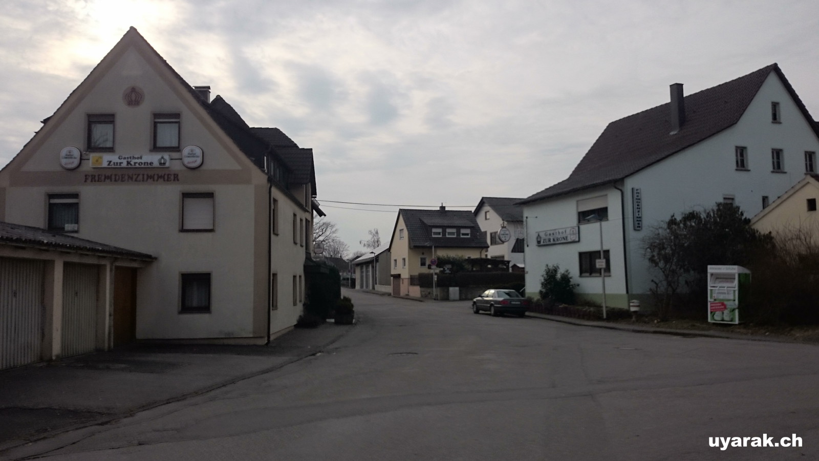 Einziges "Hotel" in der Gegend. Kein Luxus, aber sauber und nette Leute. 