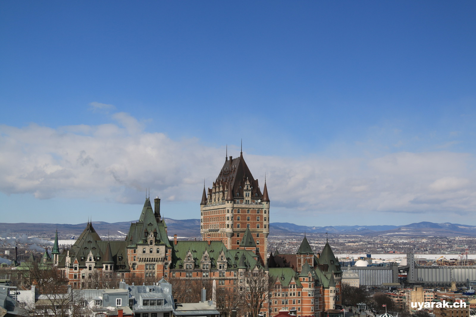 Blick von der Citadelle de Québec auf das Château Frontenac 