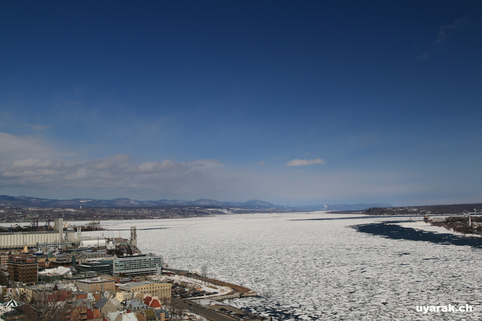 Blick über den Sankt-Lorenz-Strom, Vieux-Québec 