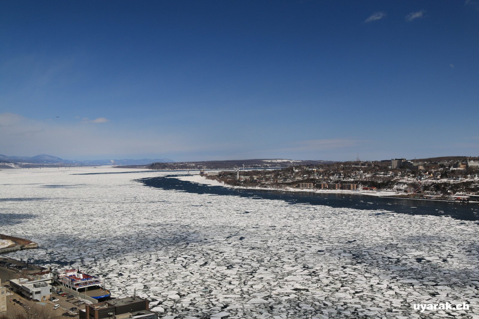 Blick über den Sankt-Lorenz-Strom, Vieux-Québec 