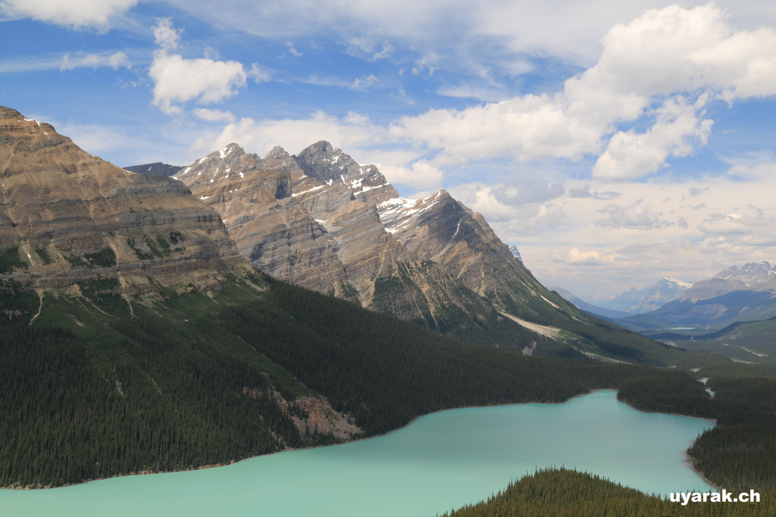 Bow Lake, Banff National Park, Alberta 