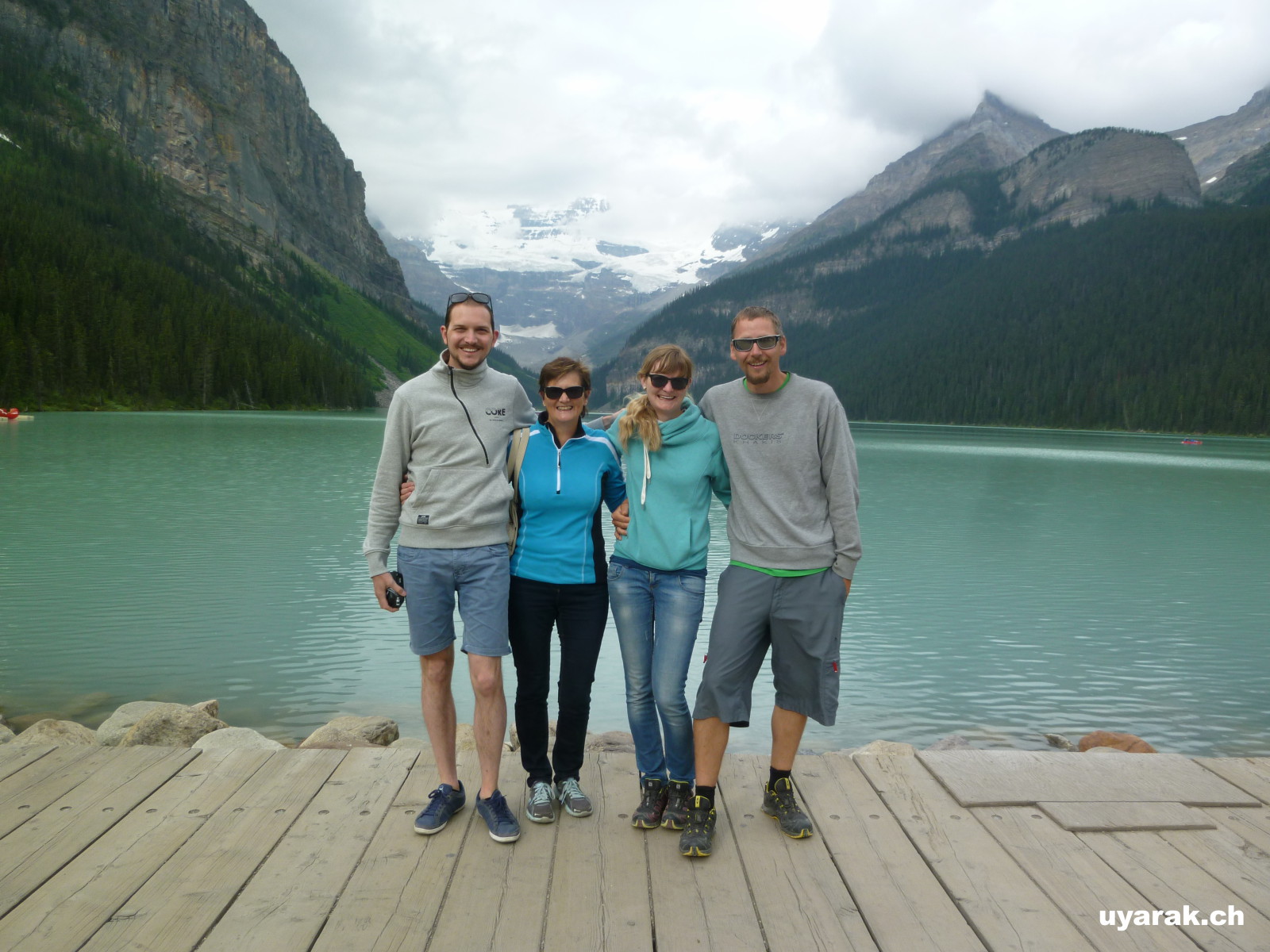 Am Lake Louise, Banff National Park, Alberta 