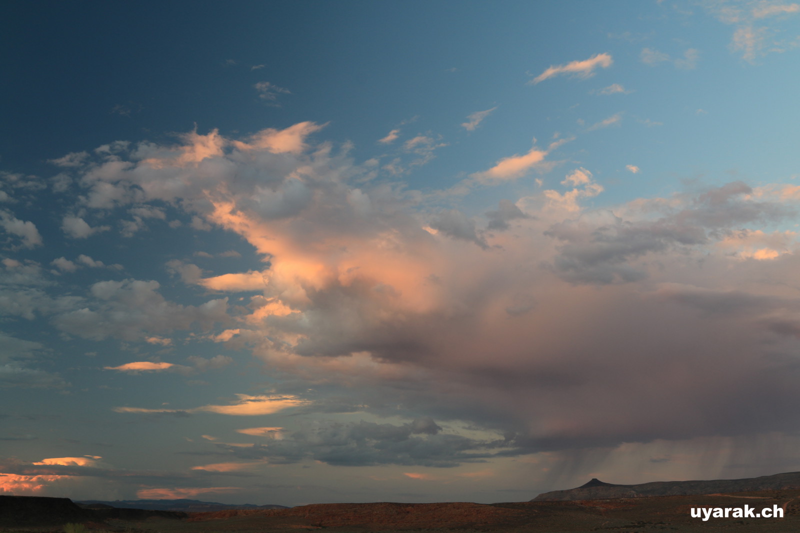 Ein Gewitter zieht vorbei, Sand Hollow State Park, Utah