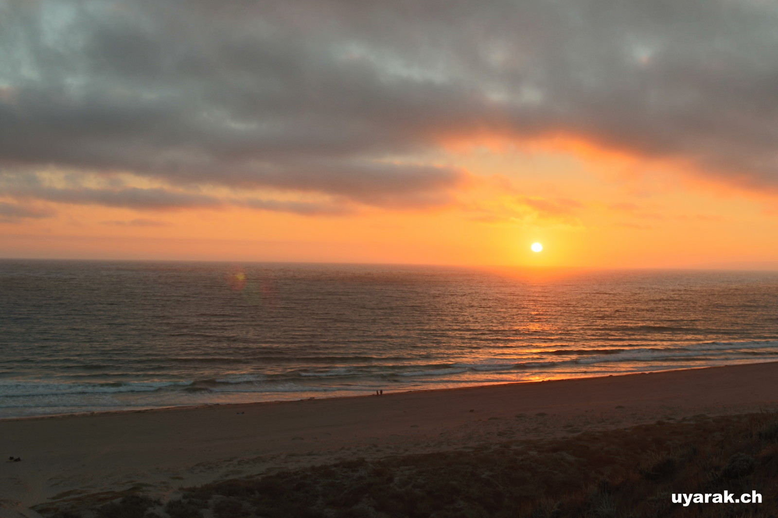 Sonnenuntergang am Sunset State Beach, California