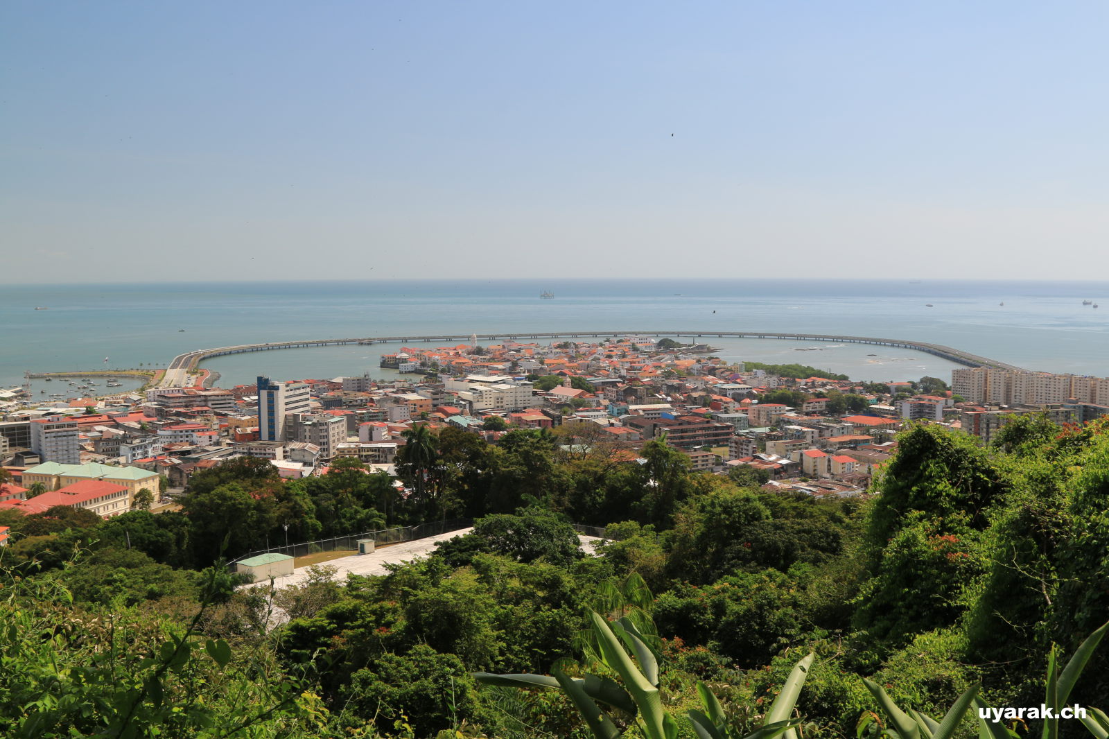 Blick vom Cerro Ancón auf die Altstadt von Panama City 