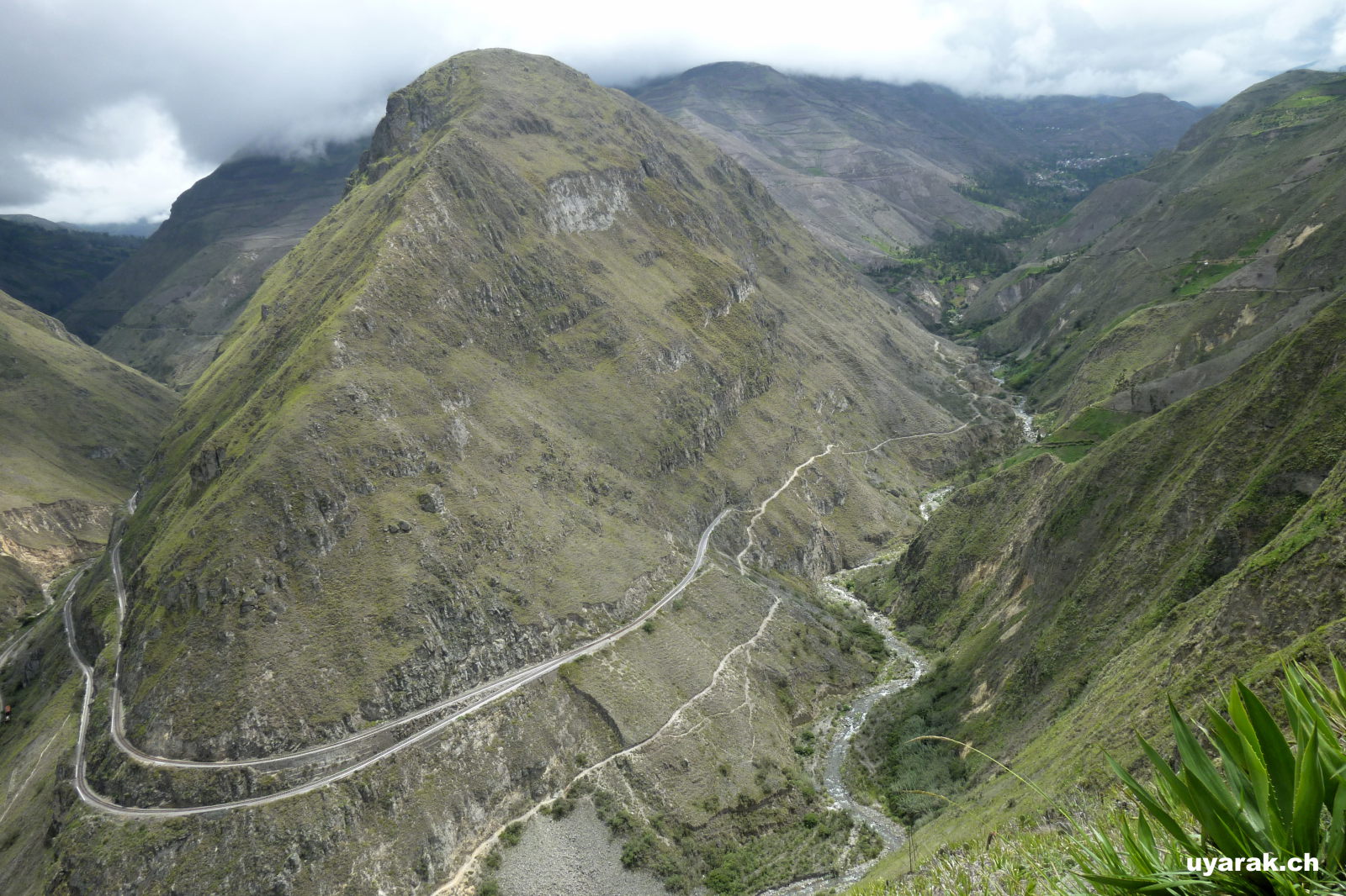 Bahnlinie an der Nariz del Diablo, Ecuador 