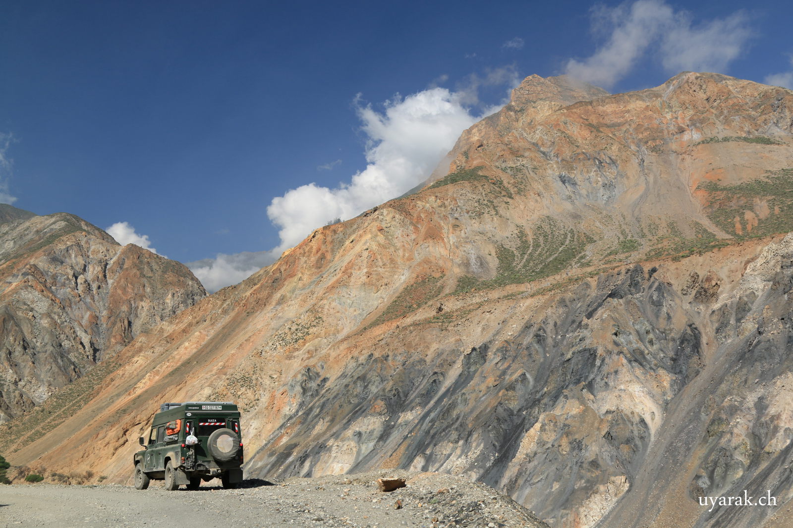 Auf der Ruta 12 mit der Cordillera Negra im Hintergrund