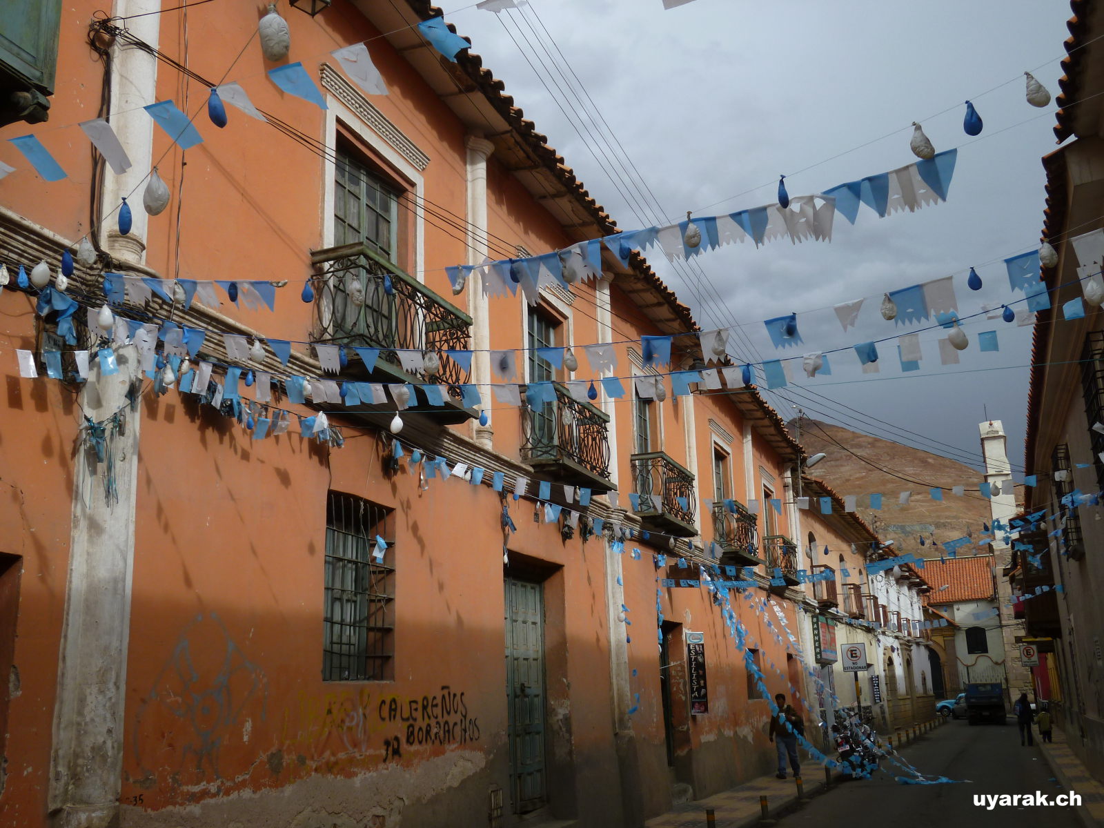 Spaziergang durch das Zentrum von Potosí, Bolivien