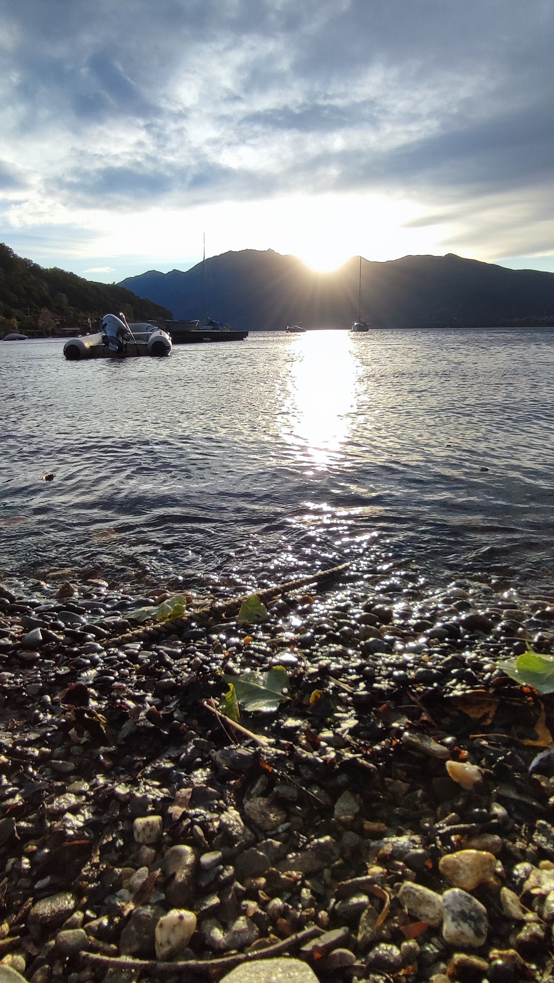 Sonnenuntergang am Lago Maggiore 